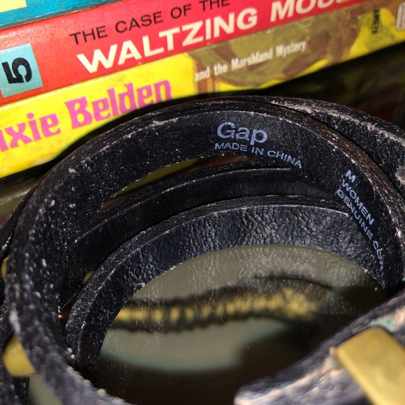 Leather Studded Gap Belt Women Medium - Picture 2 of 7